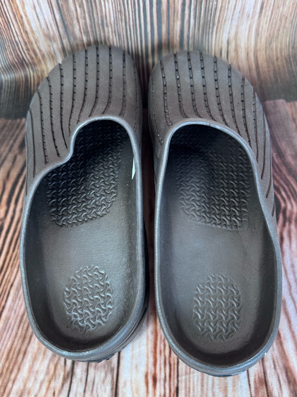 Avon Lightweight Comfort Clog - Picture 4 of 10